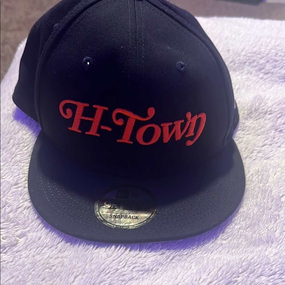 New Era H-Town Cap - Navy and Red